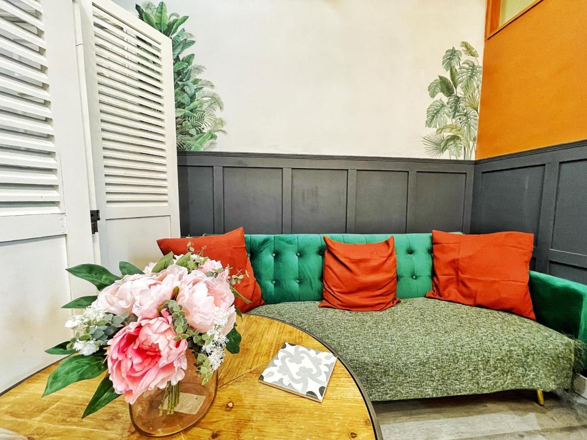 Adeamstays Provides Beautiful Centrally Located 1 And 2 Bed Apartments On Liverpools Boulevard ภายนอก รูปภาพ